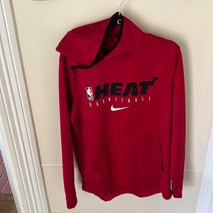 Nike Heat Basketball hoddie